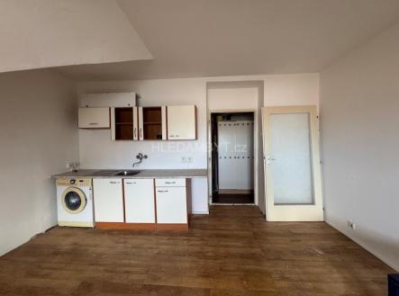 Pronájem bytu, garsoniéra, 31 m²