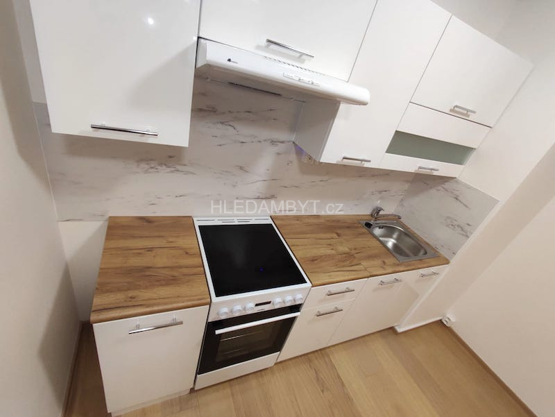 Pronájem novostavby Praha 3 Žižkov 2+kk s lodžií a garážovým stáním Olgy Havlové