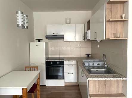 Pronájem bytu, 2+kk, 42 m², Praha – náhled fotky 2