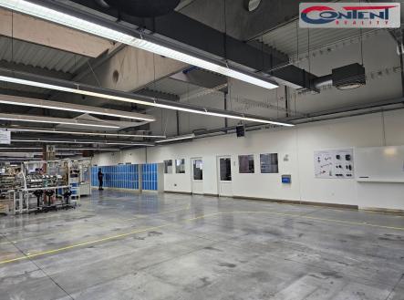 Pronájem - výrobní prostor, 2 140 m²