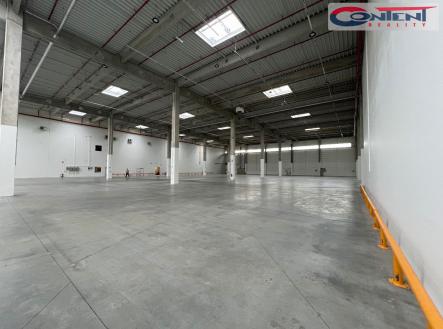Pronájem - skladovací prostor, 8 019 m²