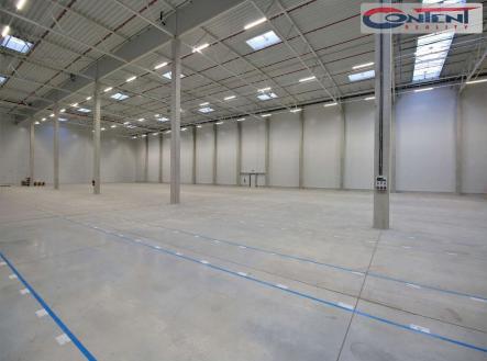 Pronájem - výrobní prostor, 4 500 m² obrázek