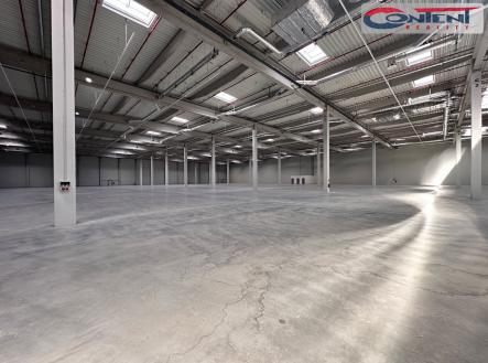 Pronájem - výrobní prostor, 15 000 m²