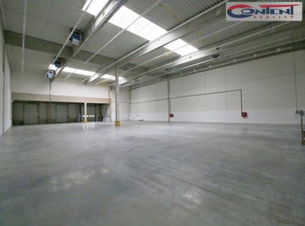 Pronájem - výrobní prostor, 2 368 m²