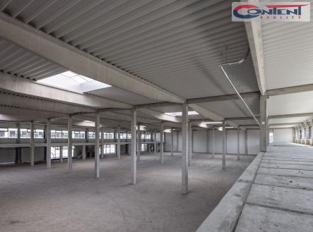 Pronájem - skladovací prostor, 16 000 m² obrázek