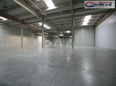 Pronájem - výrobní prostor, 3 500 m² obrázek