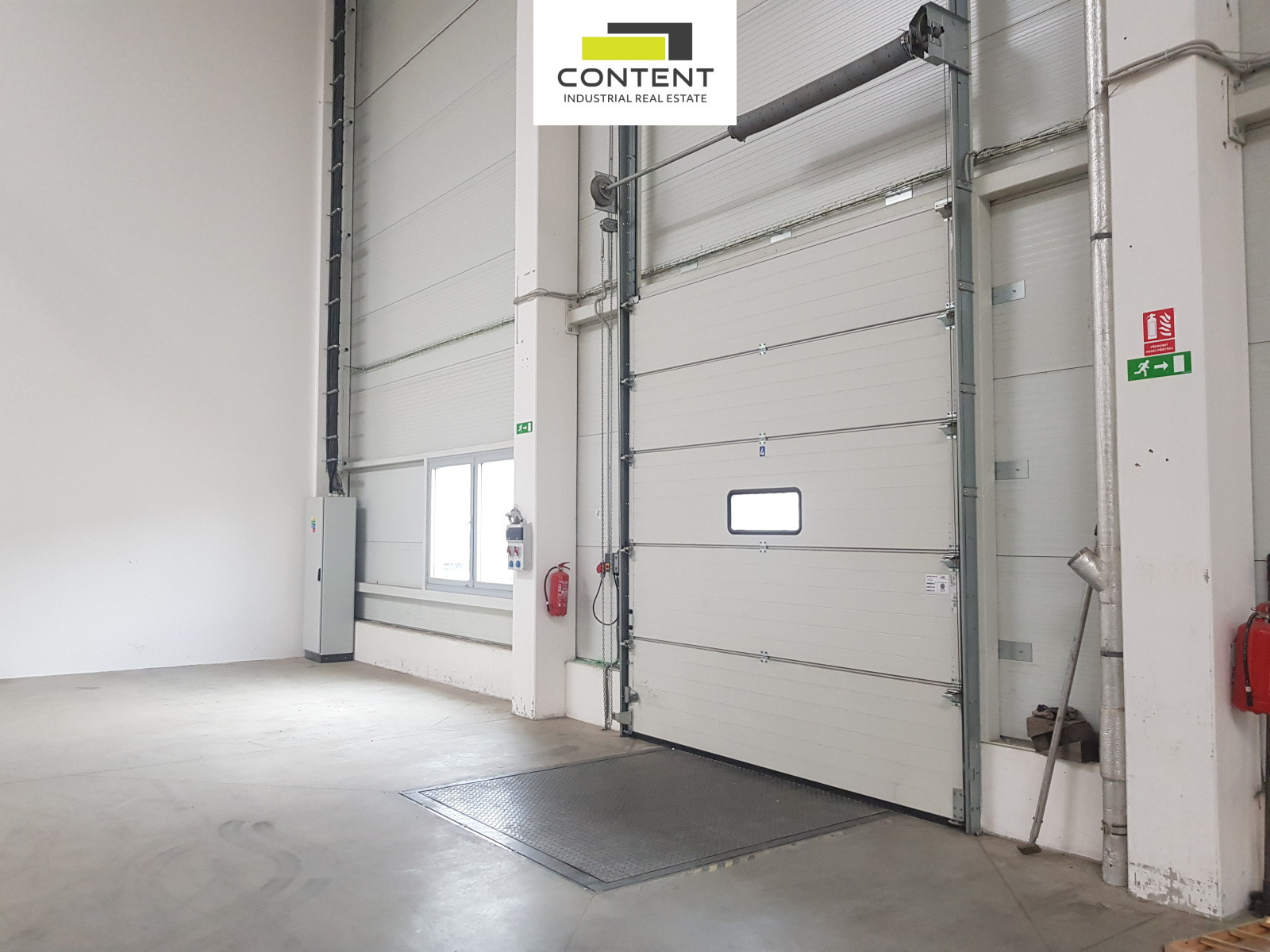 Podnájem skladu 1.700 m², Olomouc, Hněvotín