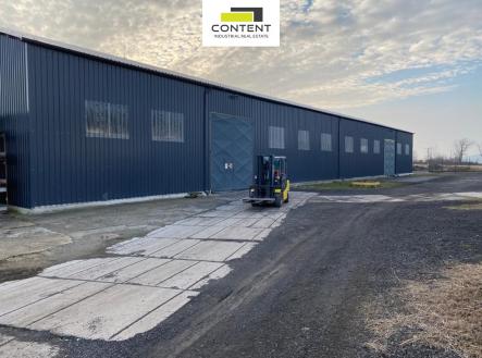 Pronájem skladovací prostor, 880 m²