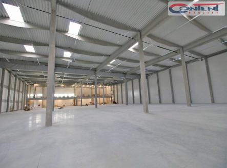 Pronájem skladovací prostor, 4 752 m²