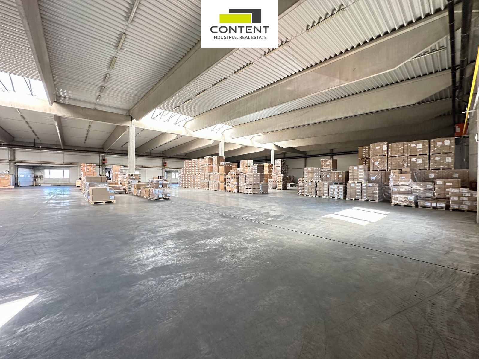 Podnájem skladu, výrobních prostor 1.000 m², Praha-východ, Radonice