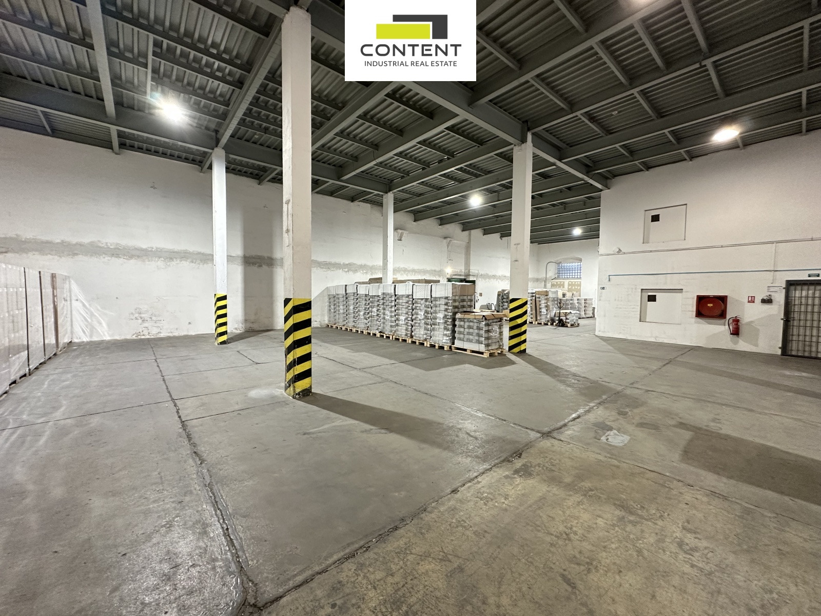 Prodej komerčního objektu o velikosti  3508 m², Praha 9 - Čakovice