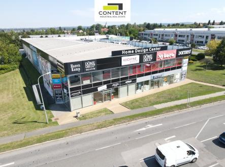 Pronájem obchodní prostor, 633 m²