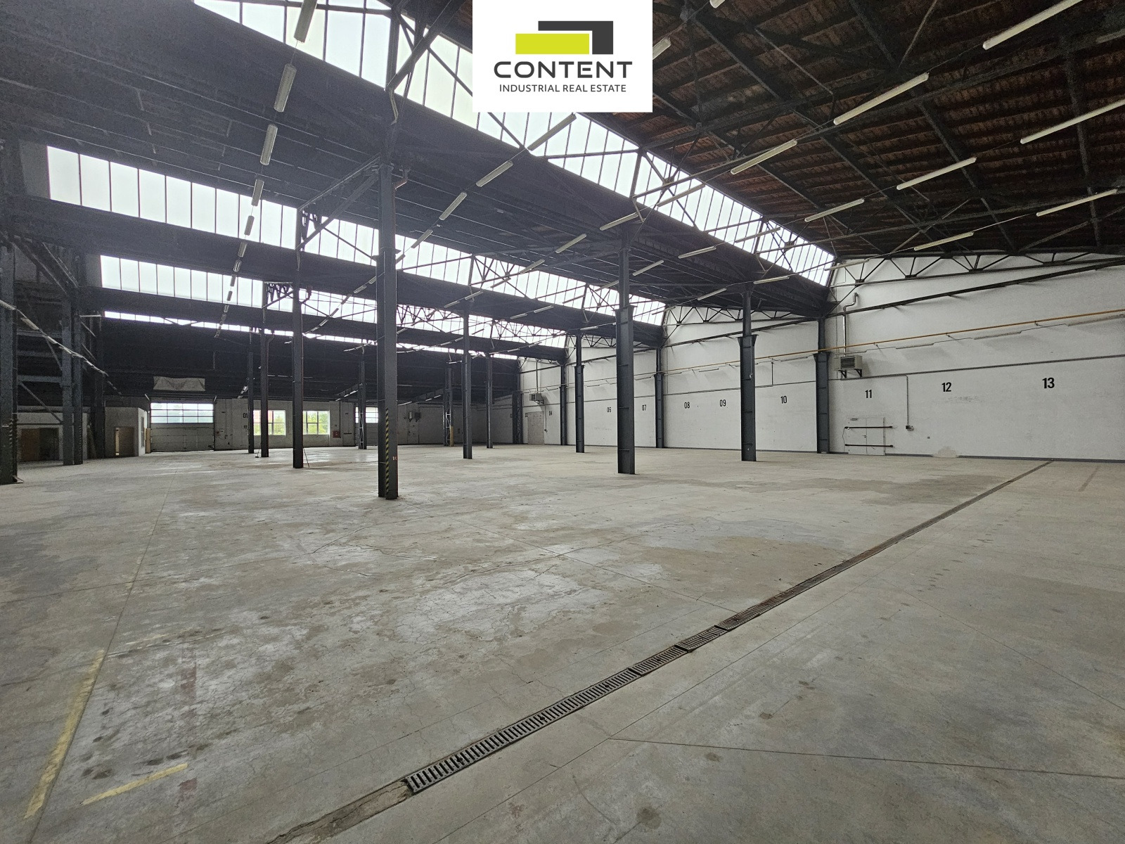 Pronájem skladu, výrobních prostor 2.735 m², Plzeň, D5