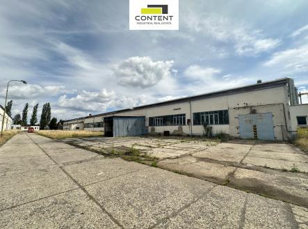 Pronájem výrobní prostor, 1 000 m²