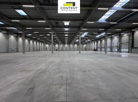 Pronájem výrobní prostor, 7 823 m²