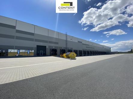 Pronájem skladovací prostor, 9 786 m²