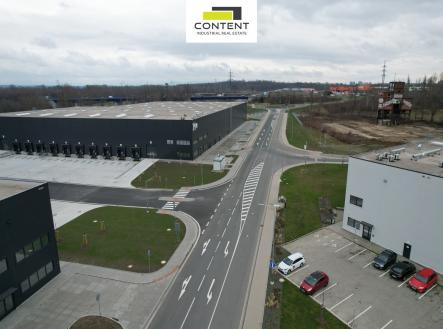 Pronájem výrobní prostor, 1 500 m²