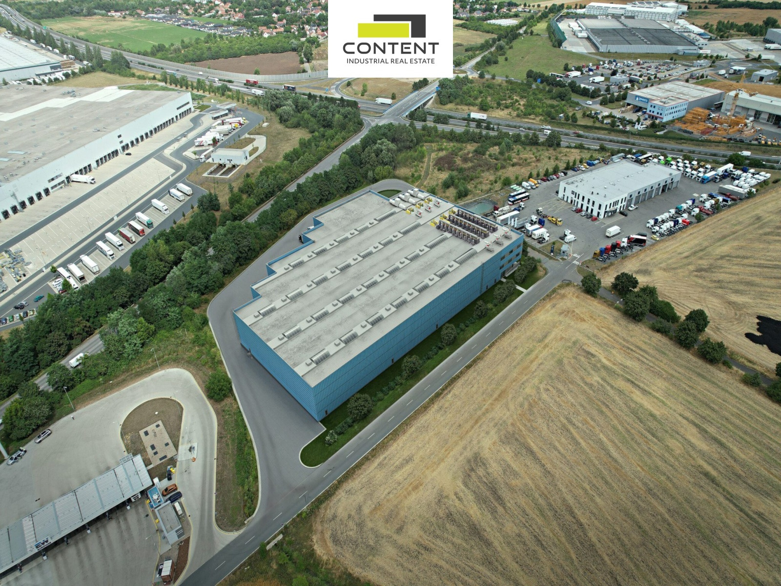 Pronájem skladu, výrobních prostor 7.600 m², Kozomín, D8