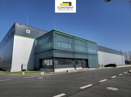 Pronájem skladovací prostor, 3 300 m²