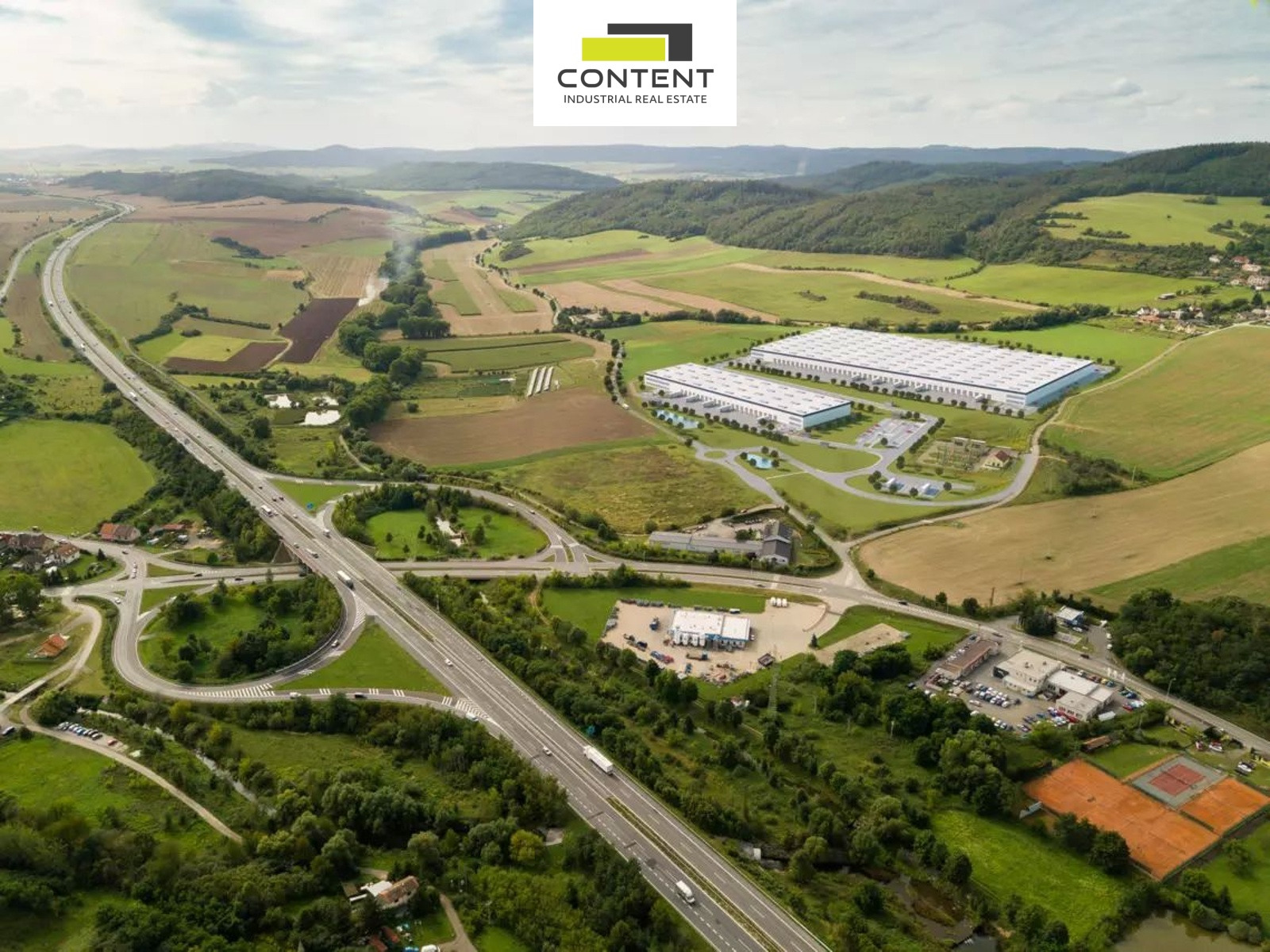 Pronájem novostavby skladu, výrobních prostor 10.000 m², Zdice, D5