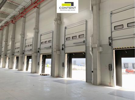 Pronájem výrobní prostor, 15 000 m²