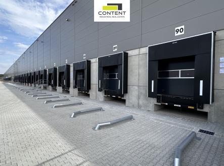 Pronájem výrobní prostor, 4 000 m²