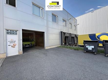 Pronájem výrobní prostor, 2 695 m²