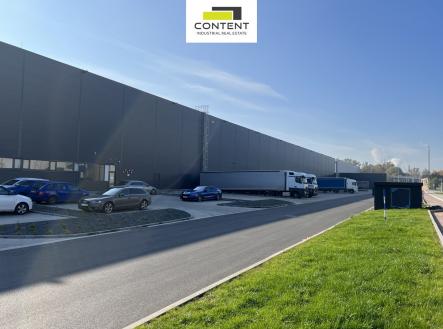 Pronájem skladovací prostor, 4 200 m²