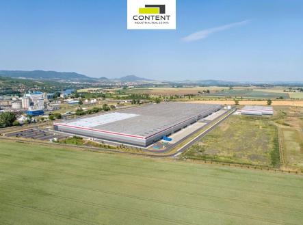 Pronájem výrobní prostor, 6 563 m²