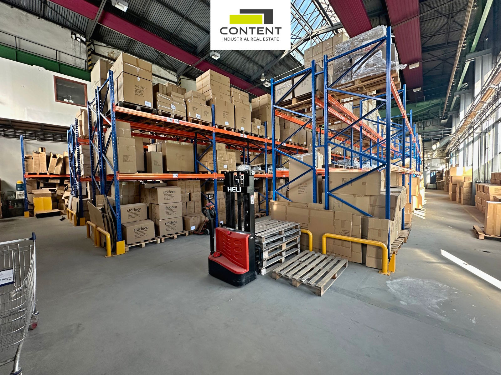 Pronájem skladu 660 m², Praha - Čakovice