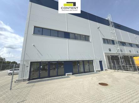 Pronájem skladovací prostor, 9 330 m²