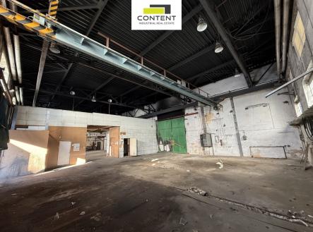 Pronájem výrobní prostor, 666 m²