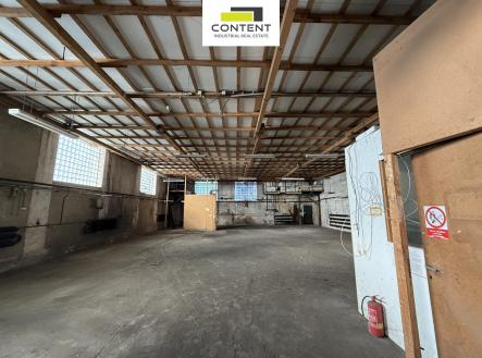 Pronájem výrobní prostor, 666 m²