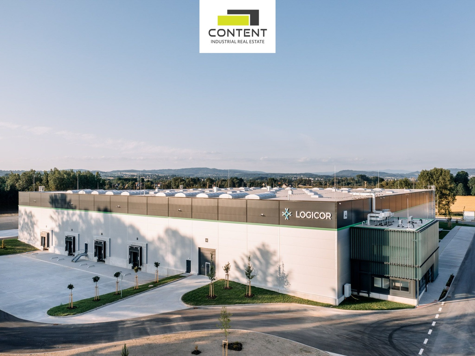 Pronájem skladu, výrobních prostor 3.000 m², Příšovice, D10