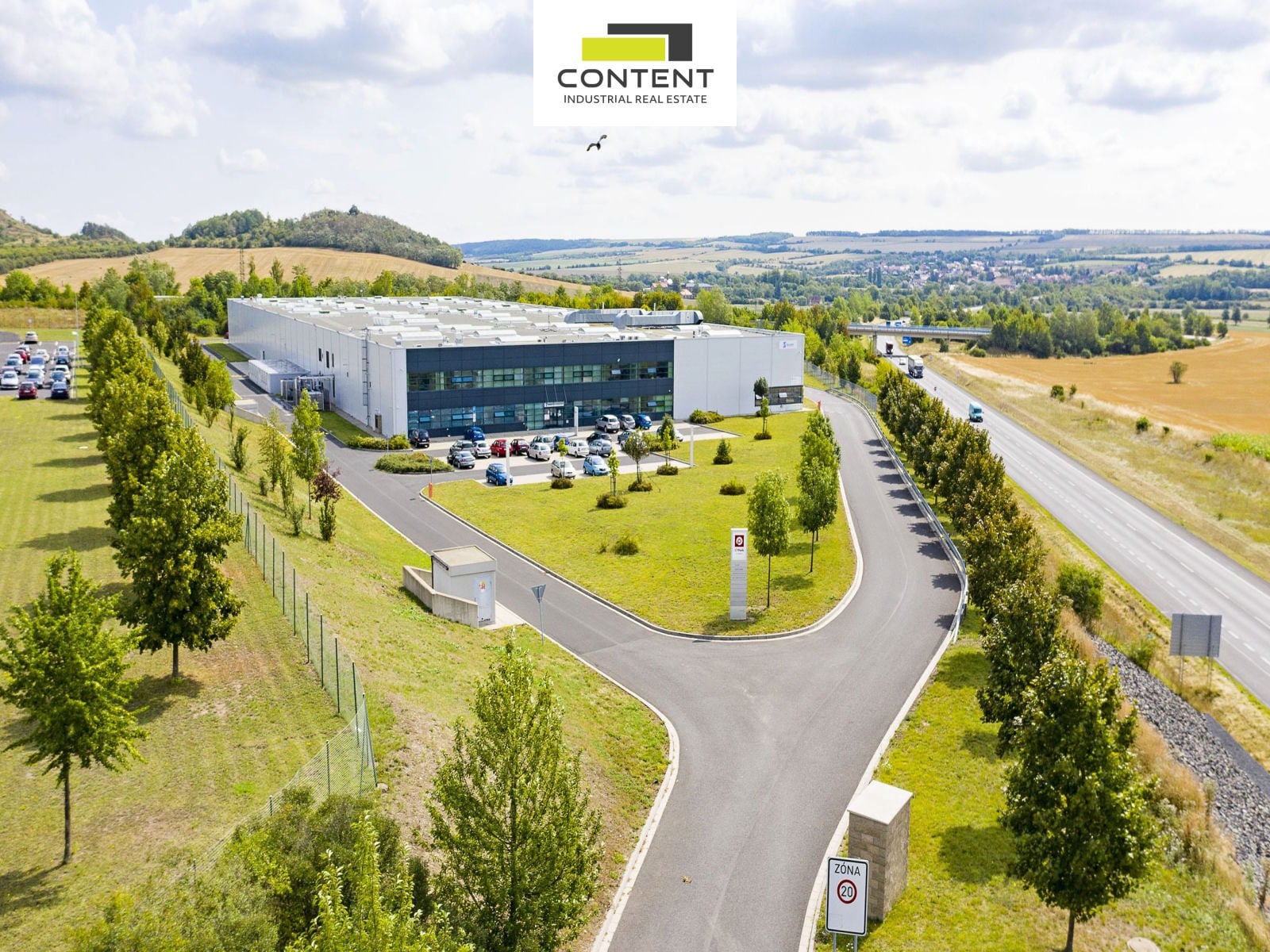 Pronájem skladu, výrobních prostor 9.917 m², Louny, D7