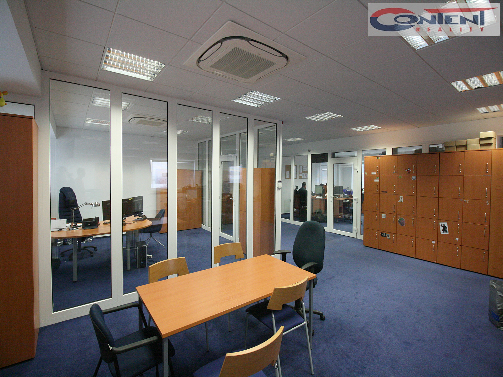 Pronájem kanceláří 262 m², Praha 8 - Dolní Chabry