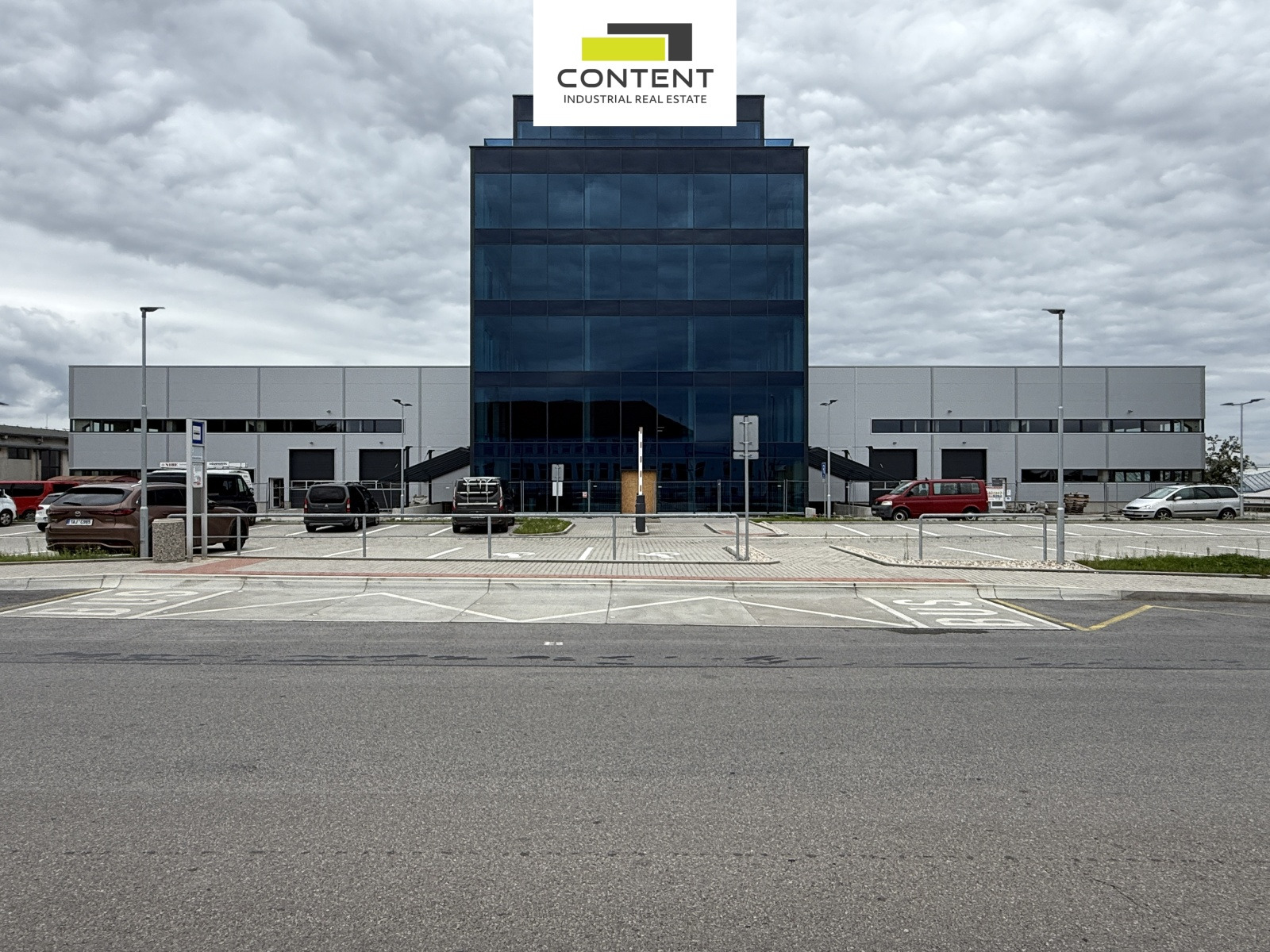 Pronájem skladu, výrobních prostor 2200 m², České Budějovice