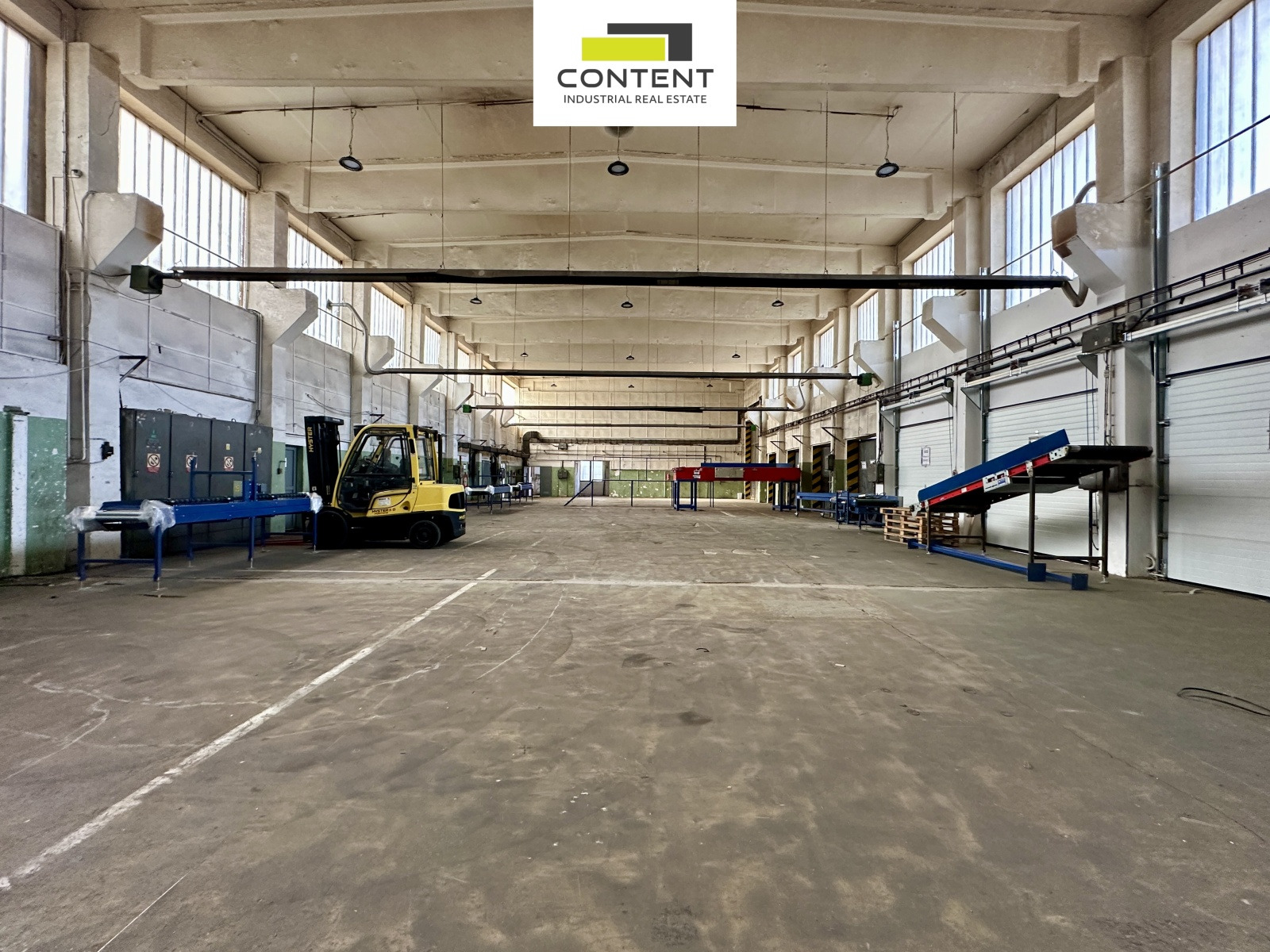 Pronájem skladu, výrobních prostor 903 m², Teplice - Žalany, D8