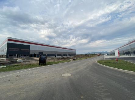 Pronájem výrobní prostor, 20 810 m²