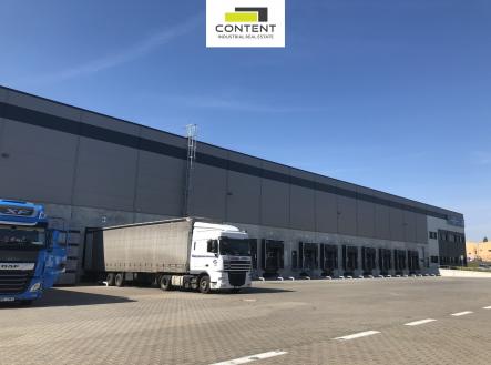 Pronájem skladovací prostor, 4 100 m²