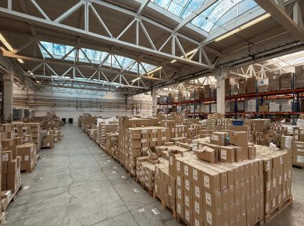 Pronájem skladovací prostor, 22 300 m²