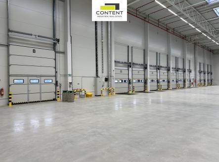 Pronájem výrobní prostor, 5 672 m²