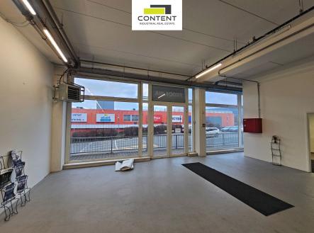 Pronájem obchodní prostory, 334 m²