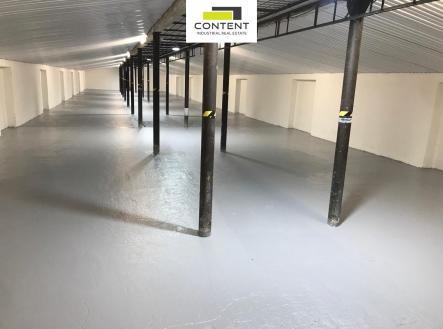 Pronájem výrobní prostor, 888 m²