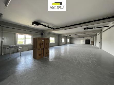 Pronájem výrobní prostor, 1 838 m²