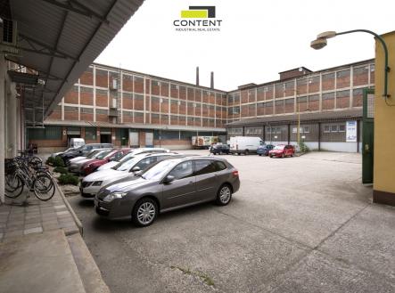 Pronájem skladovací prostor, 2 000 m²