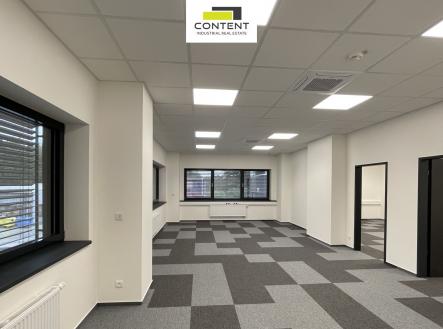 Pronájem kanceláře, 294 m²