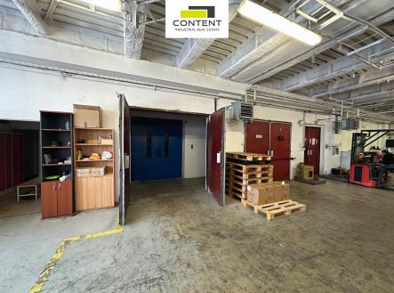 Pronájem skladovací prostor, 660 m²