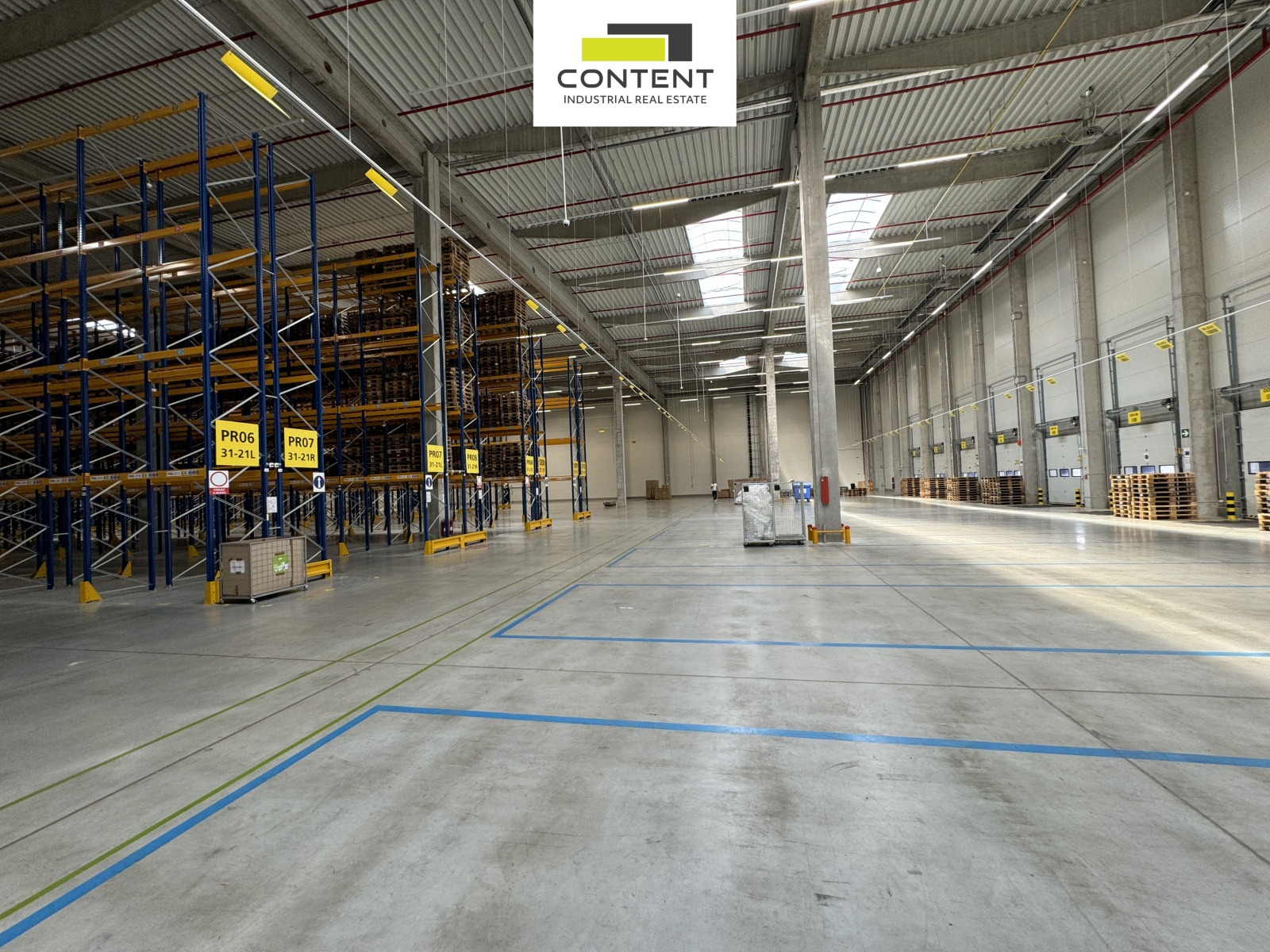 Pronájem novostavby skladu, výrobních prostor 30.000 m², Most 	