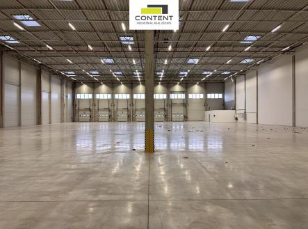 Pronájem skladovací prostor, 4 382 m²